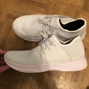 Vessi “Everyday” in cloud white